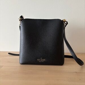 Kate Spade Darcy Bucket Bag Black